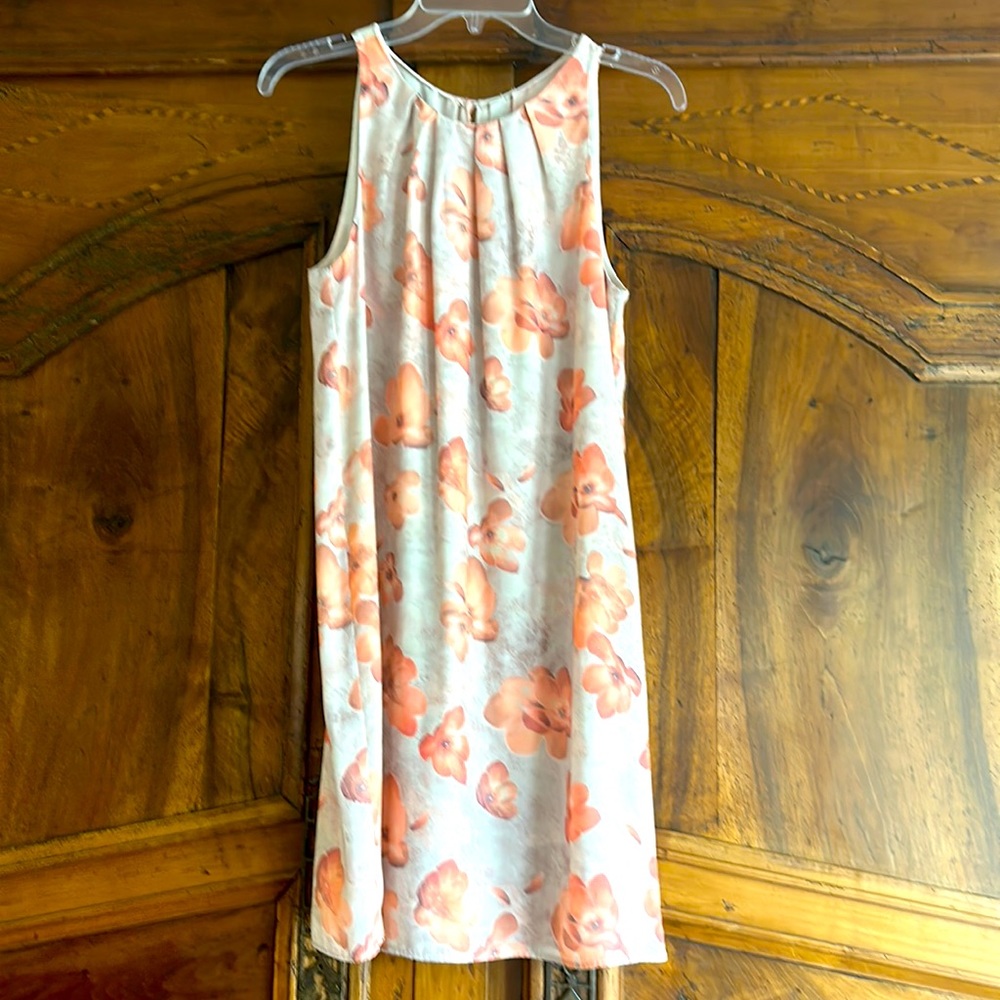 Floral print sleeveless dress